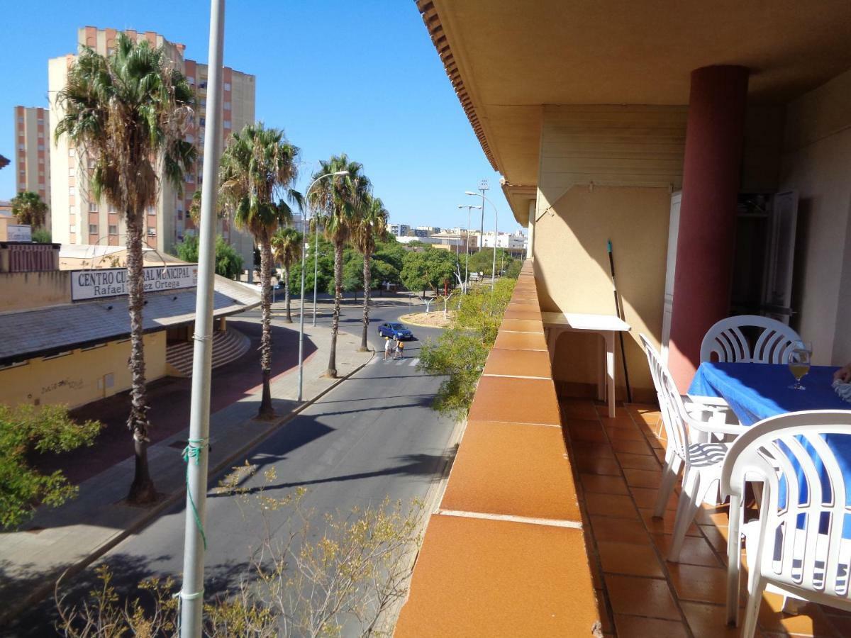 Apartamento Calle Fundadores Isla Cristina Eksteriør billede
